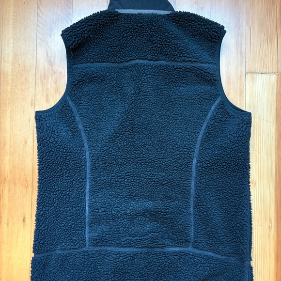Patagonia women’s fleece vest black medium - Picture 3 of 8